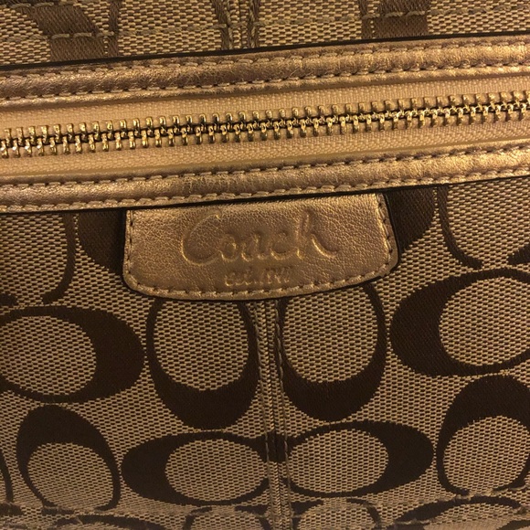 Genuine Coach Poppy Metallic Signature Handbag - Picture 4 of 8